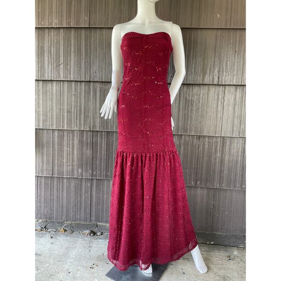 🔥Yellow Star Lace Sequins Strapless Mermaid Dress Burgundy Evening Party Dress - Picture 3 of 13
